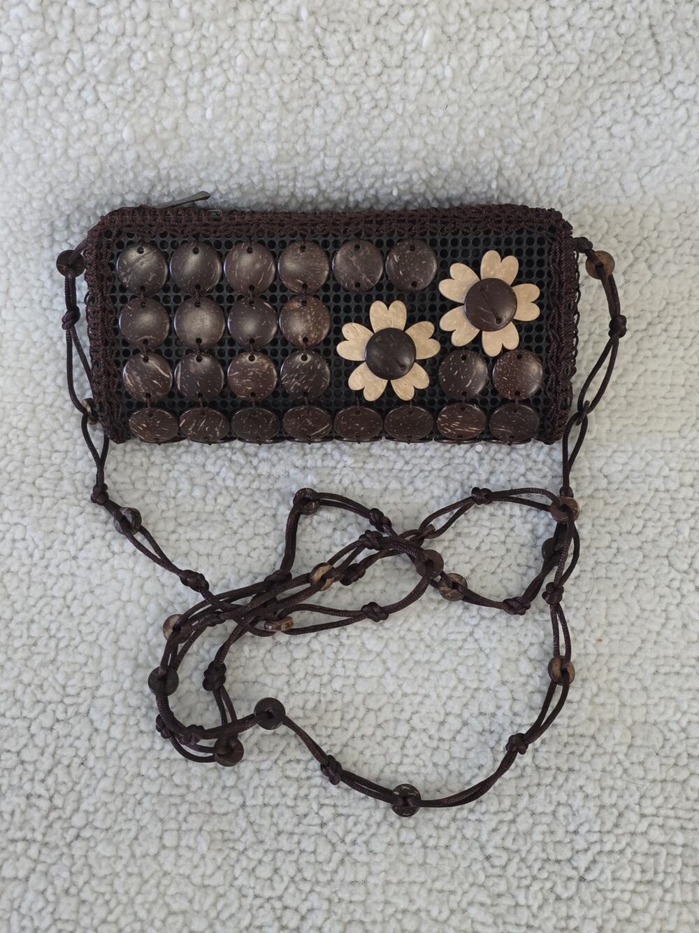 Boho Y2K Style Brown Coconut Shell Disc Flower Accent Beaded Crossbody Bag Purse